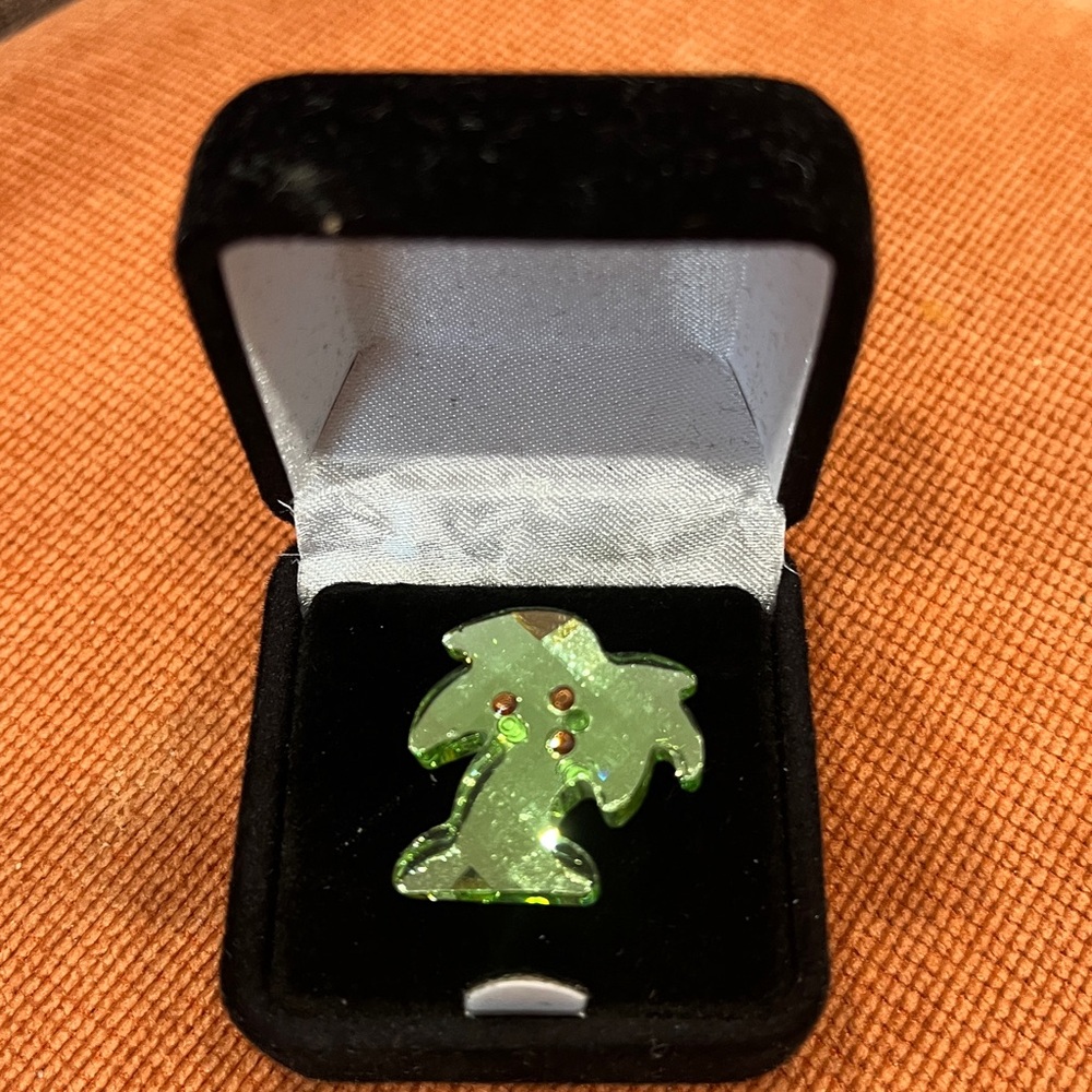 Swarovski Crystal Green Tree Magnet